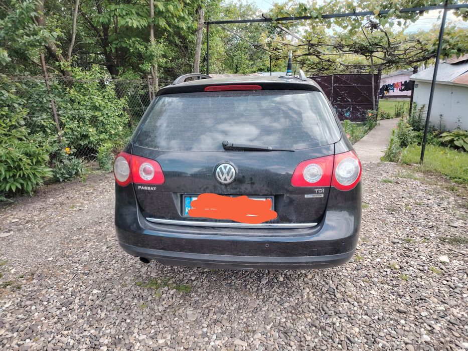 Vând passat b6 break