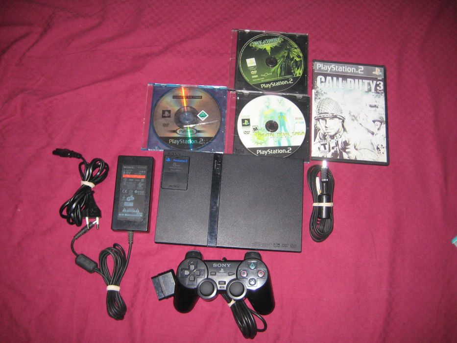 Playstation 2 Slim комплект с четири игри