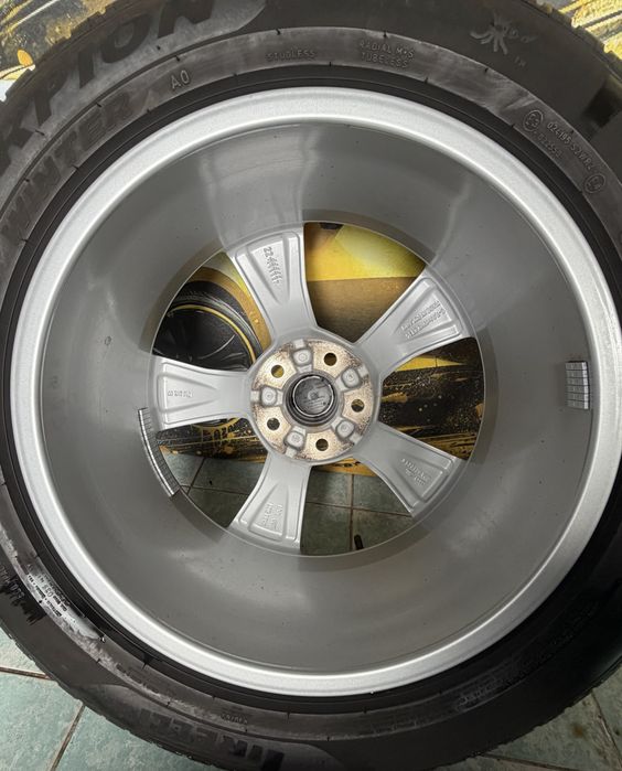 Roti jante R19 AUDI Q5 SQ5 FY - 235/55/19 iarna Pirelli