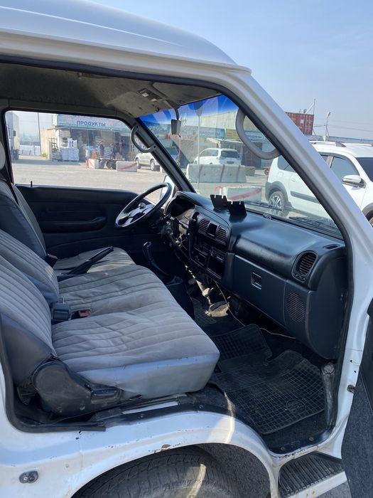 минивэн Hyundai H-100