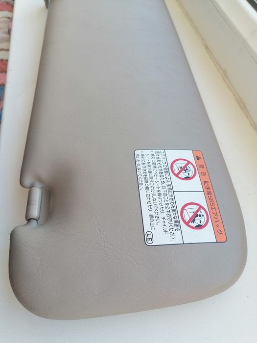 Козырек Toyota Land Cruiser 100