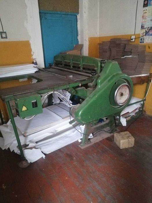 Картонорезательная  машина