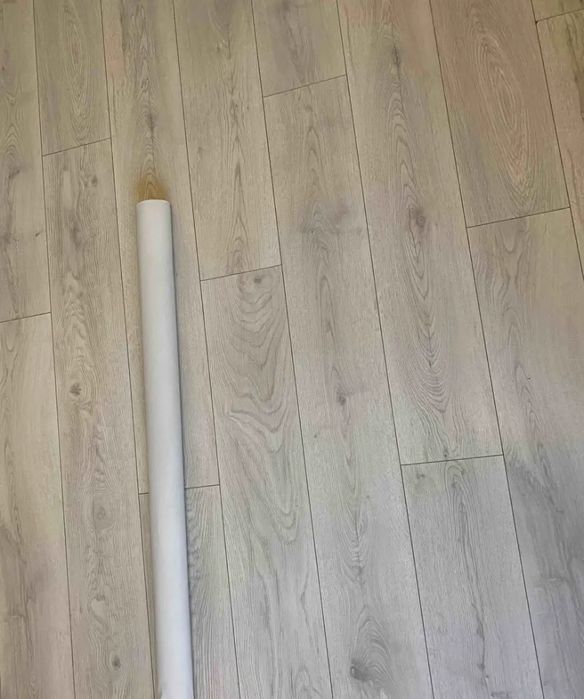 Продам рулонные шторы ikea б/у