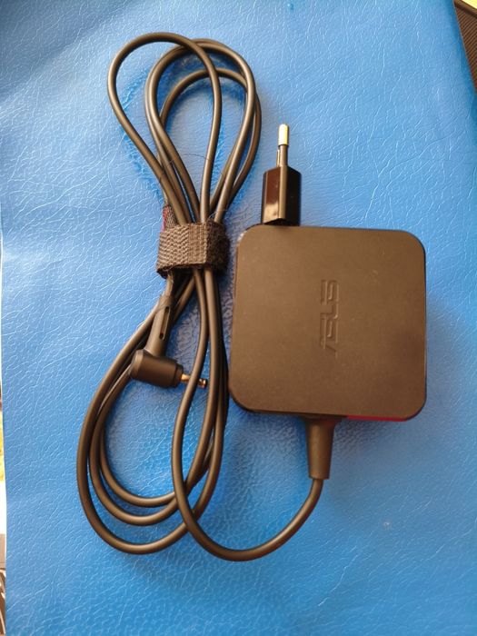 Блок питания для ноутбука Асус 19v