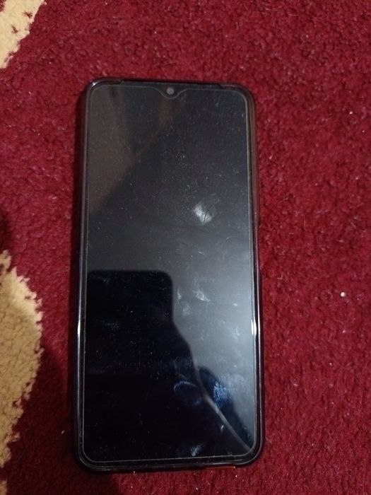 Продам виво у21 смартфон