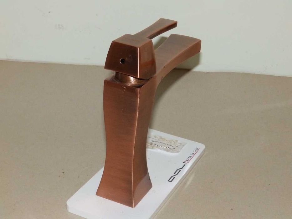 Батерия за баня, смесител Oioli Opera - Italy, чешма