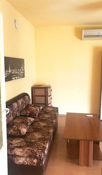 Дава се под наем Двустаен апартамент в Пловдив, Въстанически - 50 кв.м за 275 € - Снимка #1