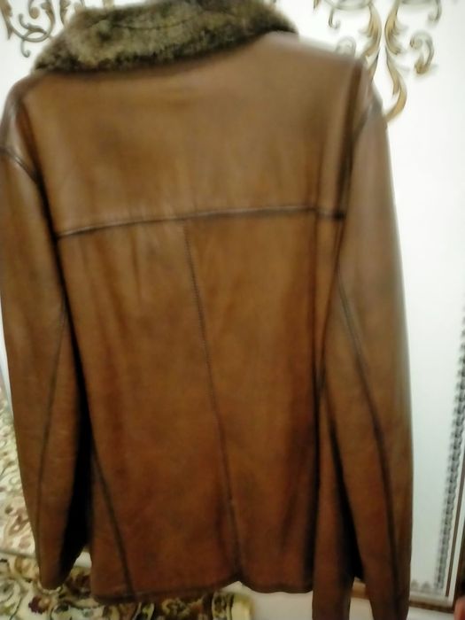 Продам мужскую дубленку