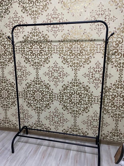 Вешалка для вещей