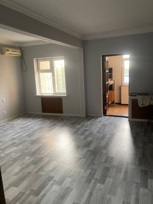 Продам квартиру массив куйлюк 6 дом 12 кв 53