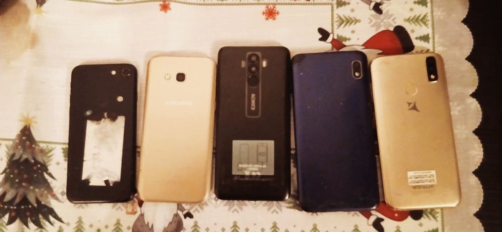 5 telefoane pentru piese sau de reparat
