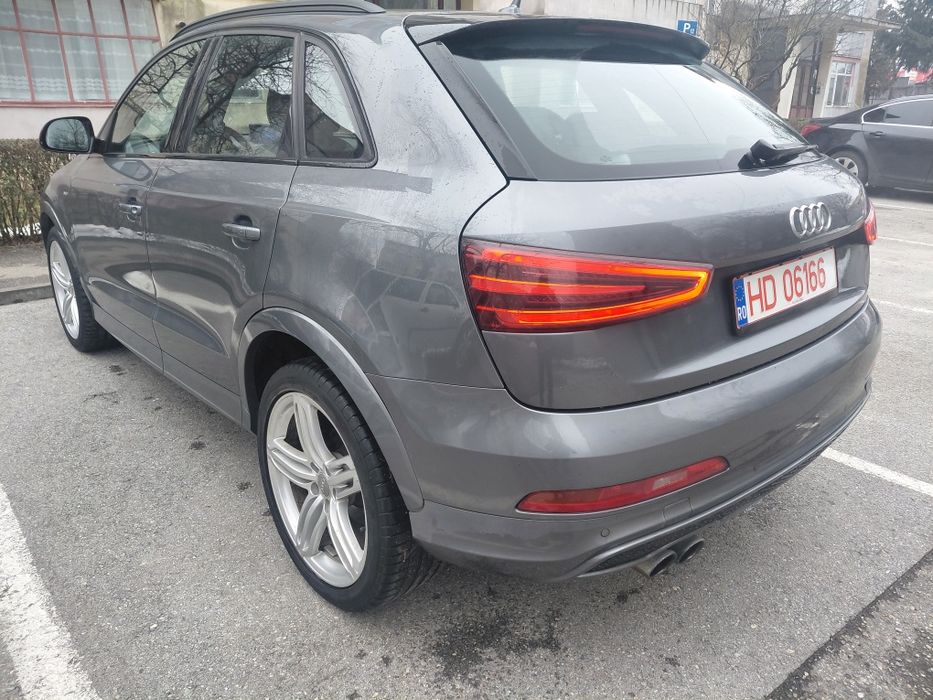 Audi Q3 S Line S-Tronic