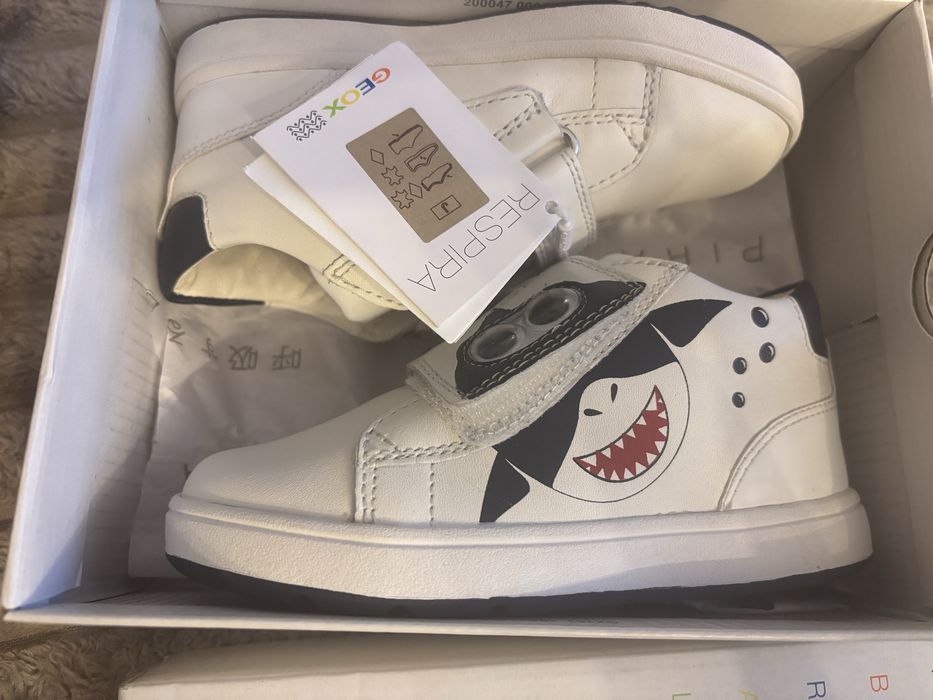 Ghete GEOX Respira noi marimea 25, talonet