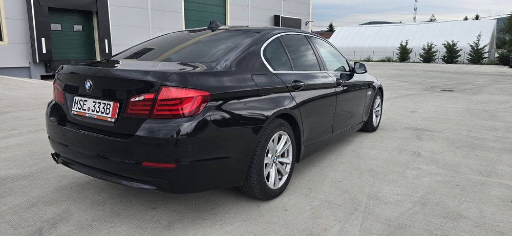 BMW 5 Series 2011 — imagine 3