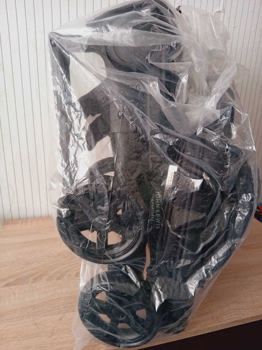 JOHN LEWIS нова лятна количка