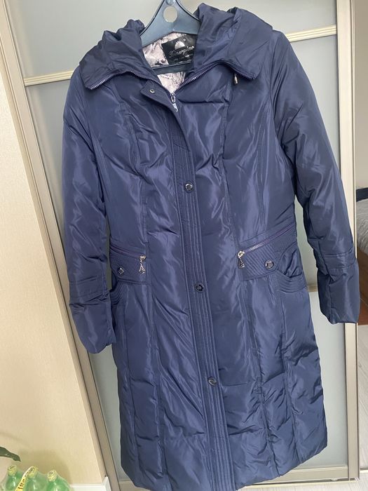 Продам пуховик пальто