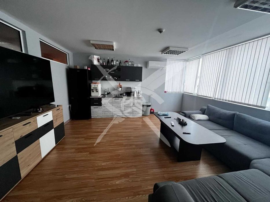 Продава се Офис в Бургас, Славейков - 311 кв.м за 1050 €/кв.м - Снимка #12