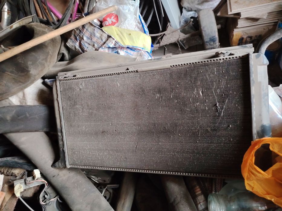 Радиатор Audi 80 B4 с вентилятором