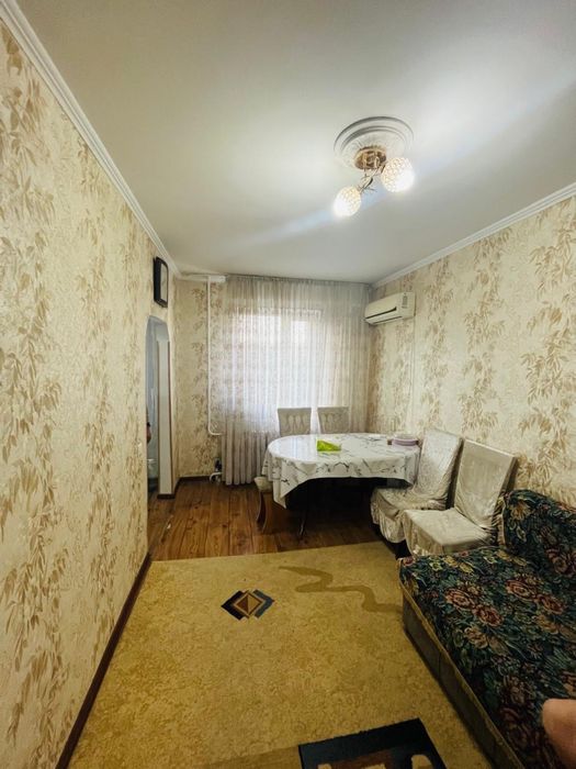 Продается 3-комнатная квартира, мкр. 4