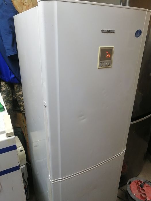 Холодильник Самсунг