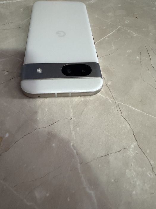 Google pixel 8 a