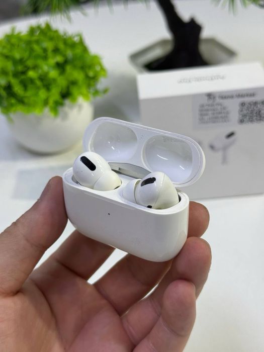 Air Pods Pro  (Lightning)   Комплектация: ВК(8)₽