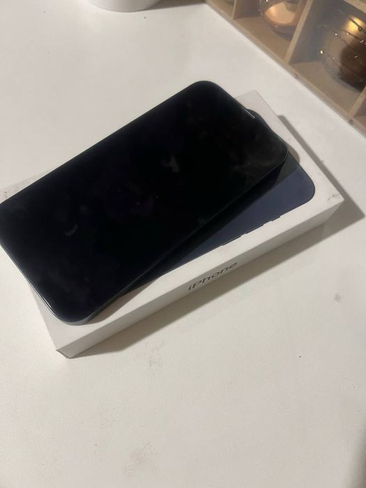 Iphone 13 темно-синий