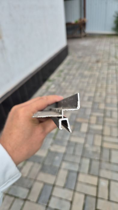 Теневой профиль потолочный.