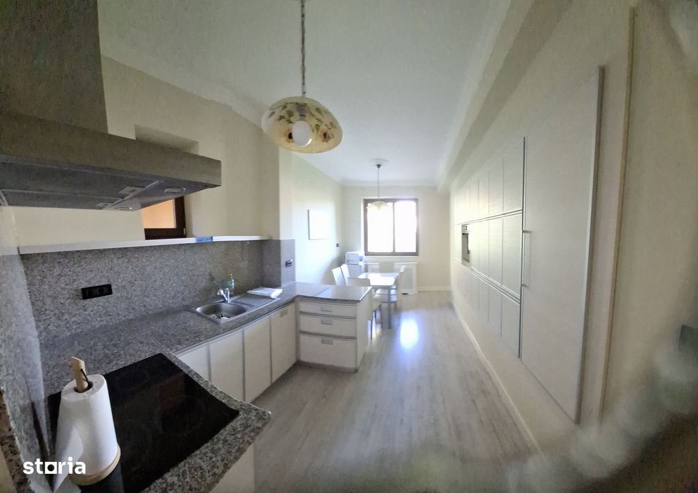 Apartament 2 camere, balcon, Centru Arad