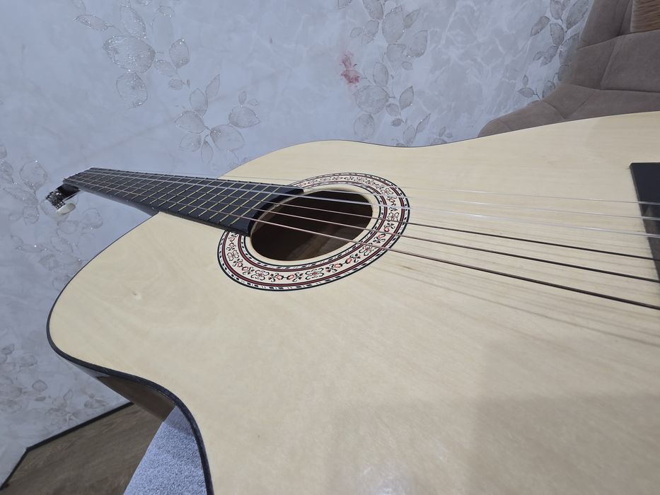 Классическая Гитара
