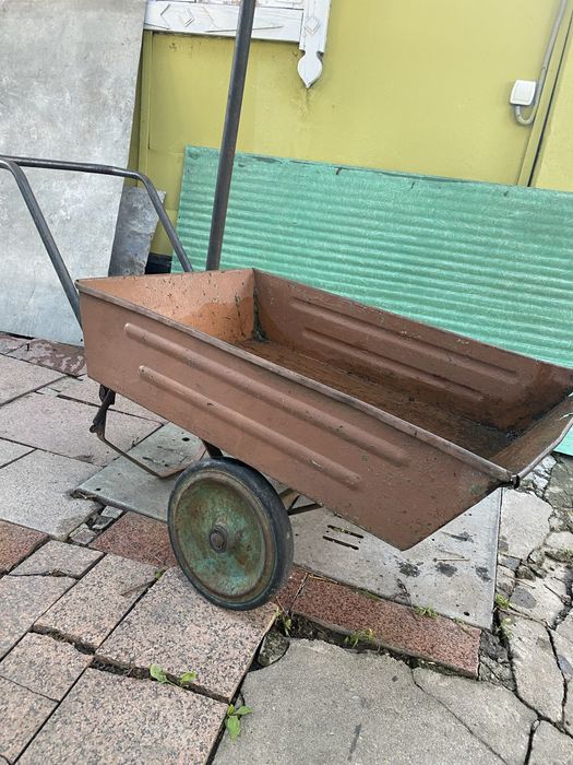 Продам хозяйственную тележку