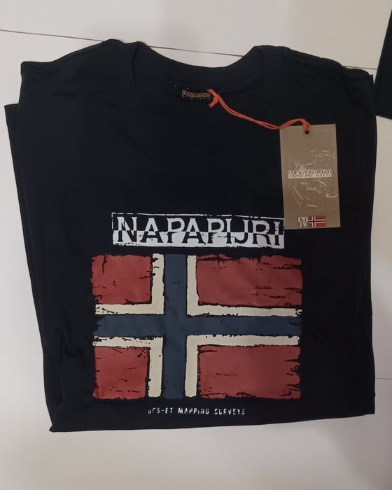 Тениски на Napapijri