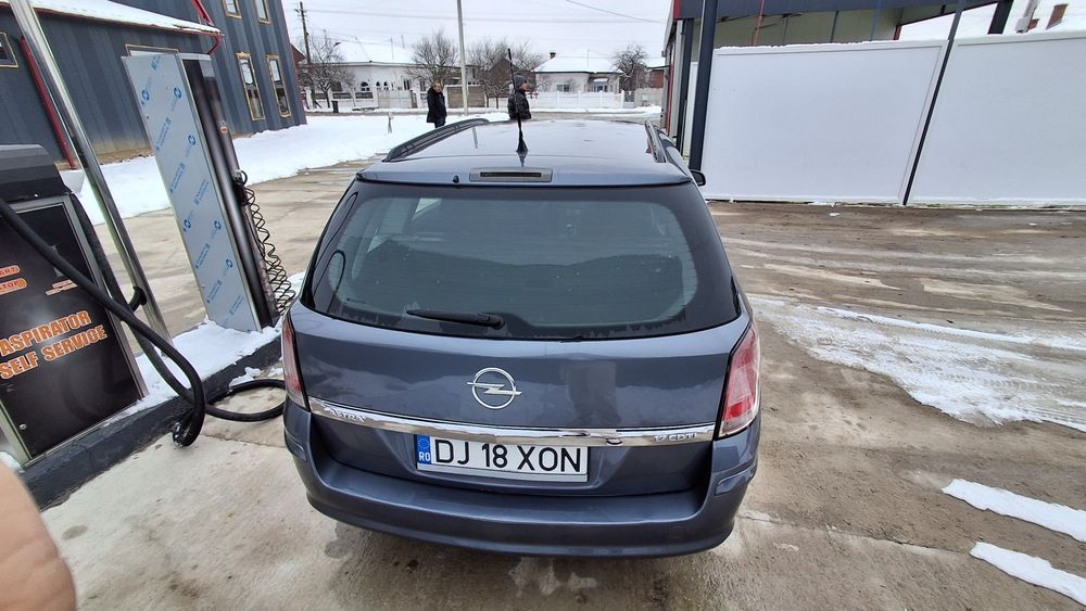 Vând sau schimb opel astra h