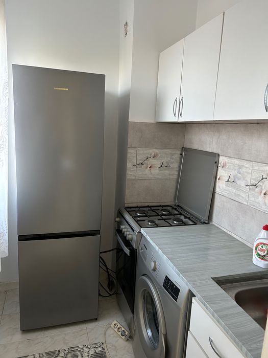 Vând apartament