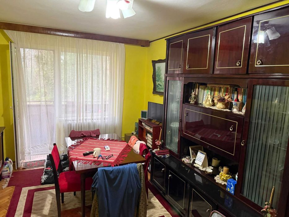 Vand Apartament pe Str.Cerna — fotografia 3