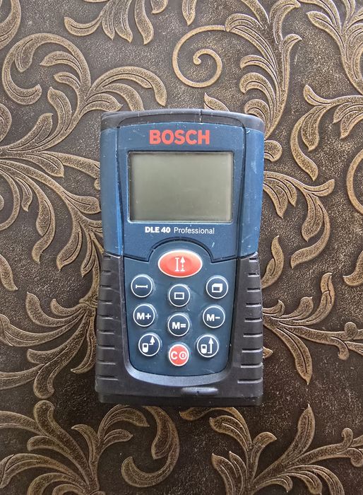 Telemetru laser Bosch dle 40