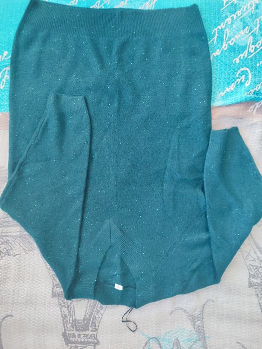 Половер с малки пайети XL