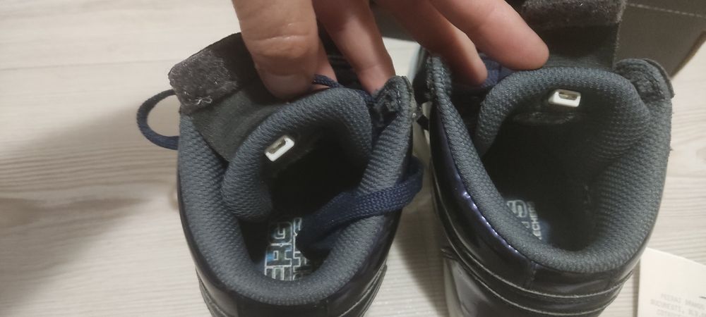 Adidasi / Pantofi sport copii Skechers Energy Light încarc usb