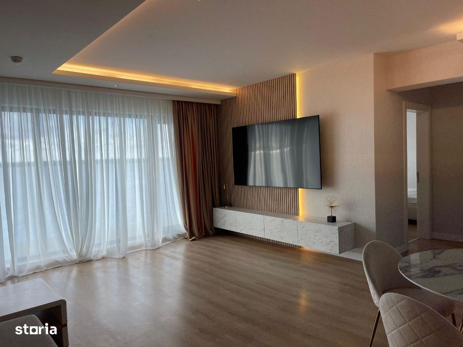 Apartament nou cu 3 camere în Mamaia cu vedere frontala la lac