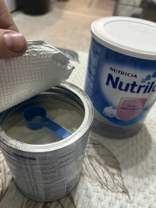 Продам смесь детскую