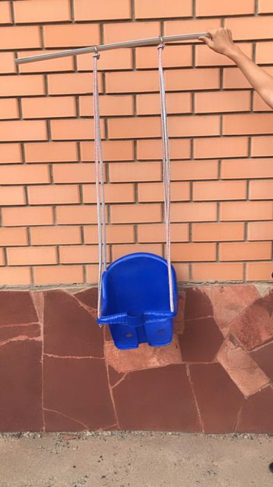 Продаю детские качели