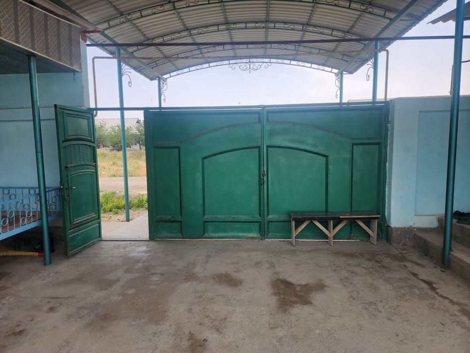 Uy sotiladi xovli sotiladi