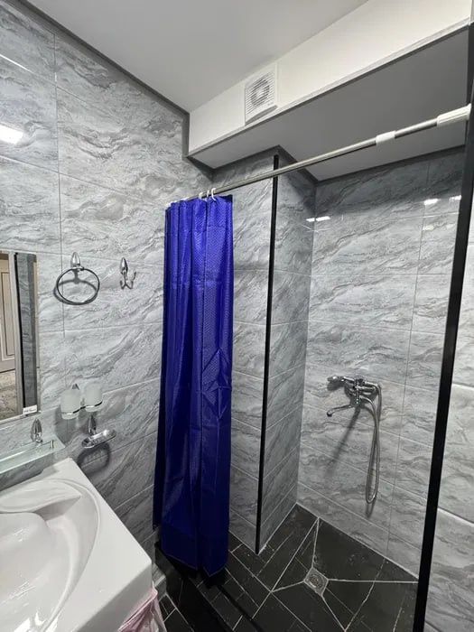 Сдаётся квартира Рохат метро