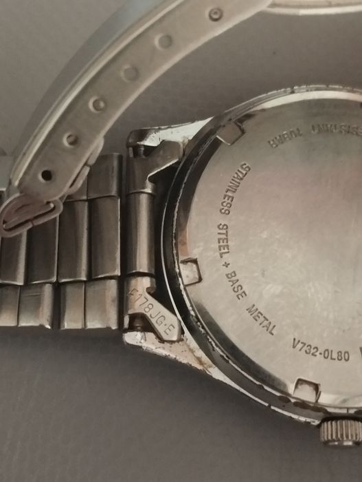 Ceas Alba Quartz