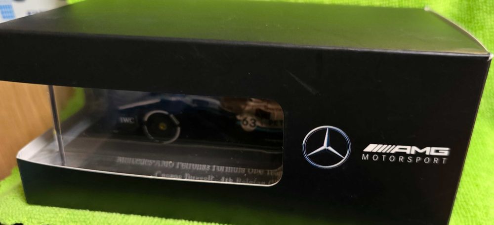 Колекционерски Formula 1  от 500 бройки!Mercedes AMG 2022