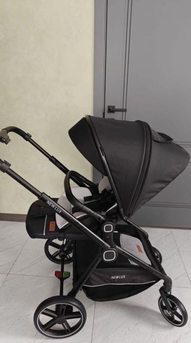 Продам детскую коляску