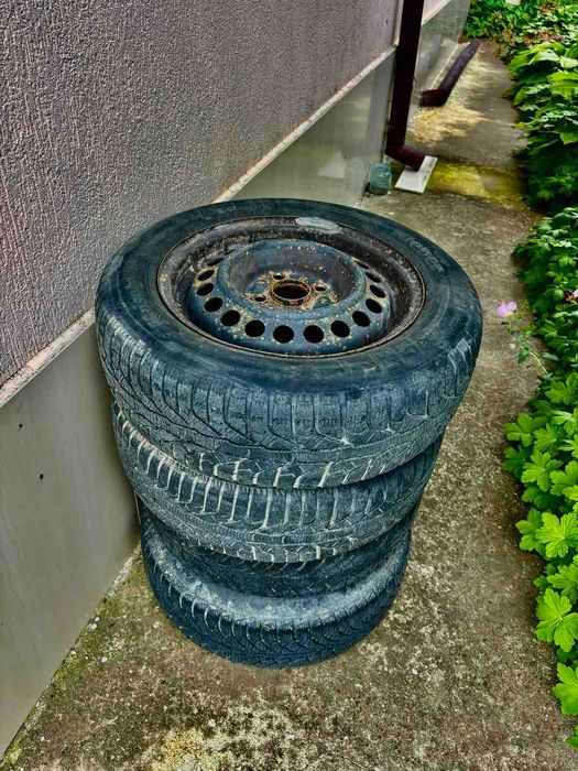 Продавам Honda Jazz