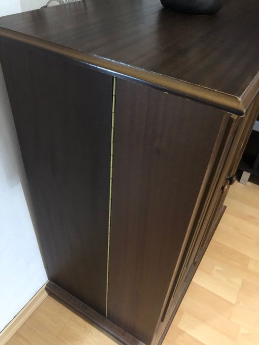 Масивна мебел Спешно!