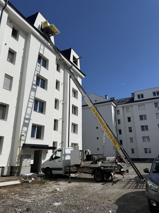 Inchiriez lift exterior tip girafa (nacela ) si carucior electric pentru scari, duba cu lift si liza, servicii de transport si mutari si debarasari