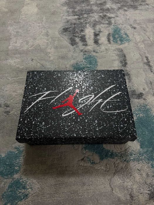 Jordan Retro 4 Military Black